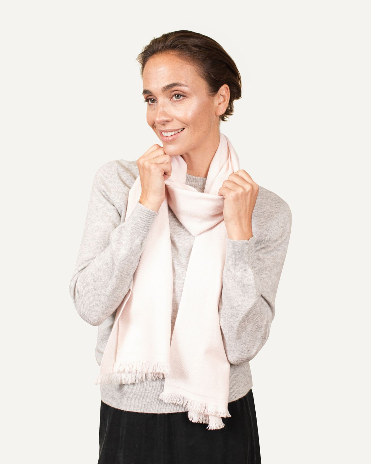Gewobener Kaschmir Schal für Damen in Zartrosa von MOGLI & MARTINI #farbe_zartrosa