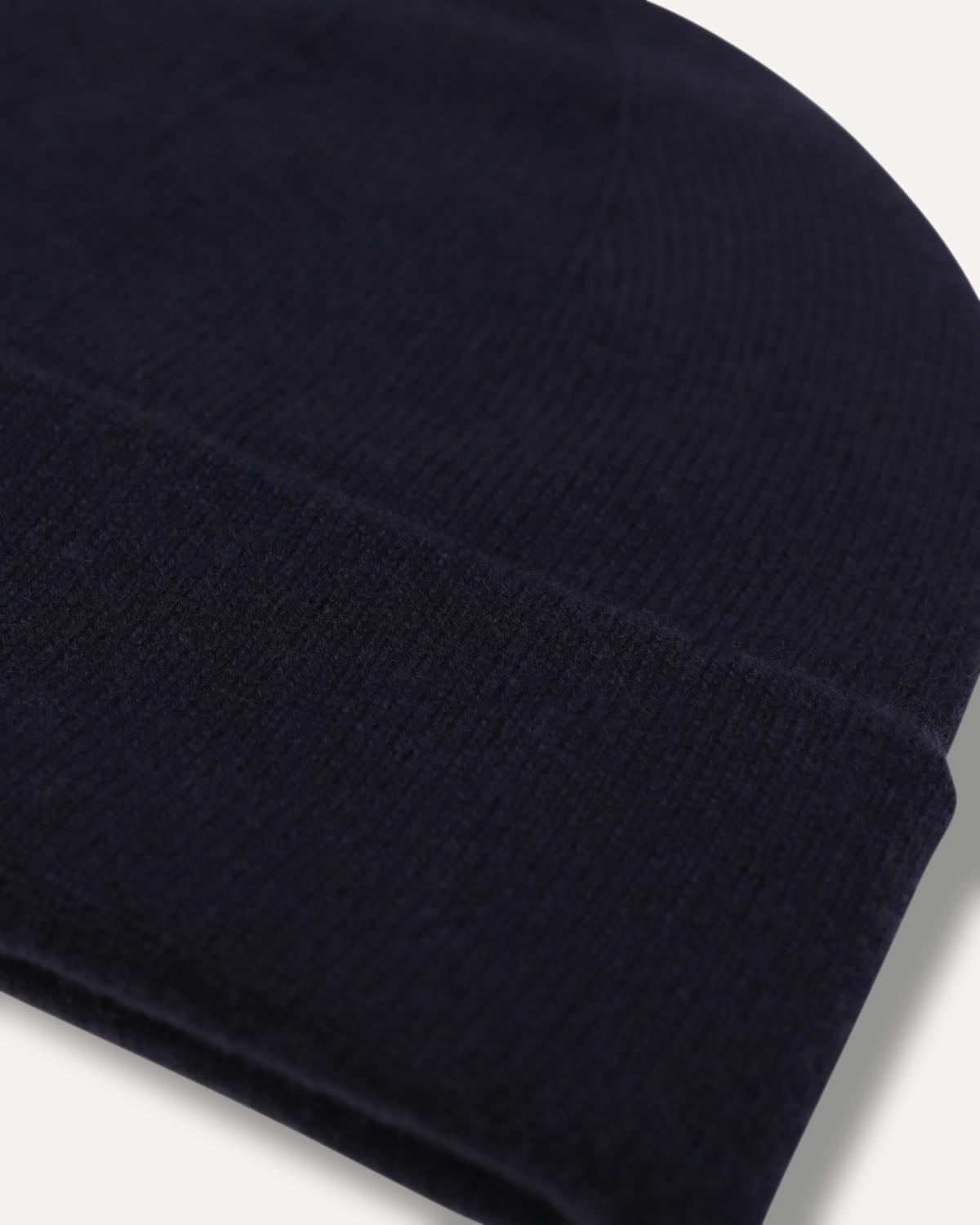 Kaschmir Beanie für Damen in Tiefblau von MOGLI & MARTINI #farbe_tiefblau