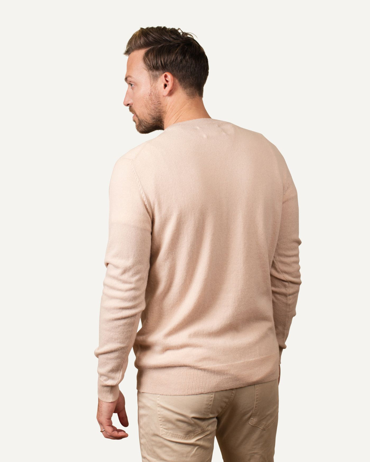Kaschmir Rundhals Pullover für Herren in Sand von MOGLI & MARTINI #farbe_sand
