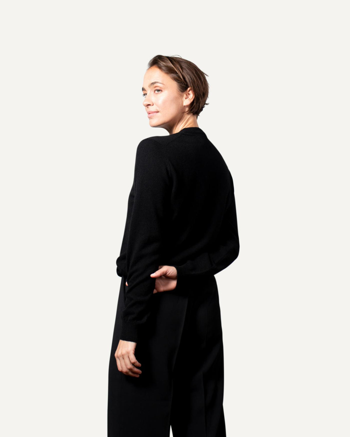 Kaschmir Rundhals Pullover für Damen in Schwarz von MOGLI & MARTINI #farbe_schwarz