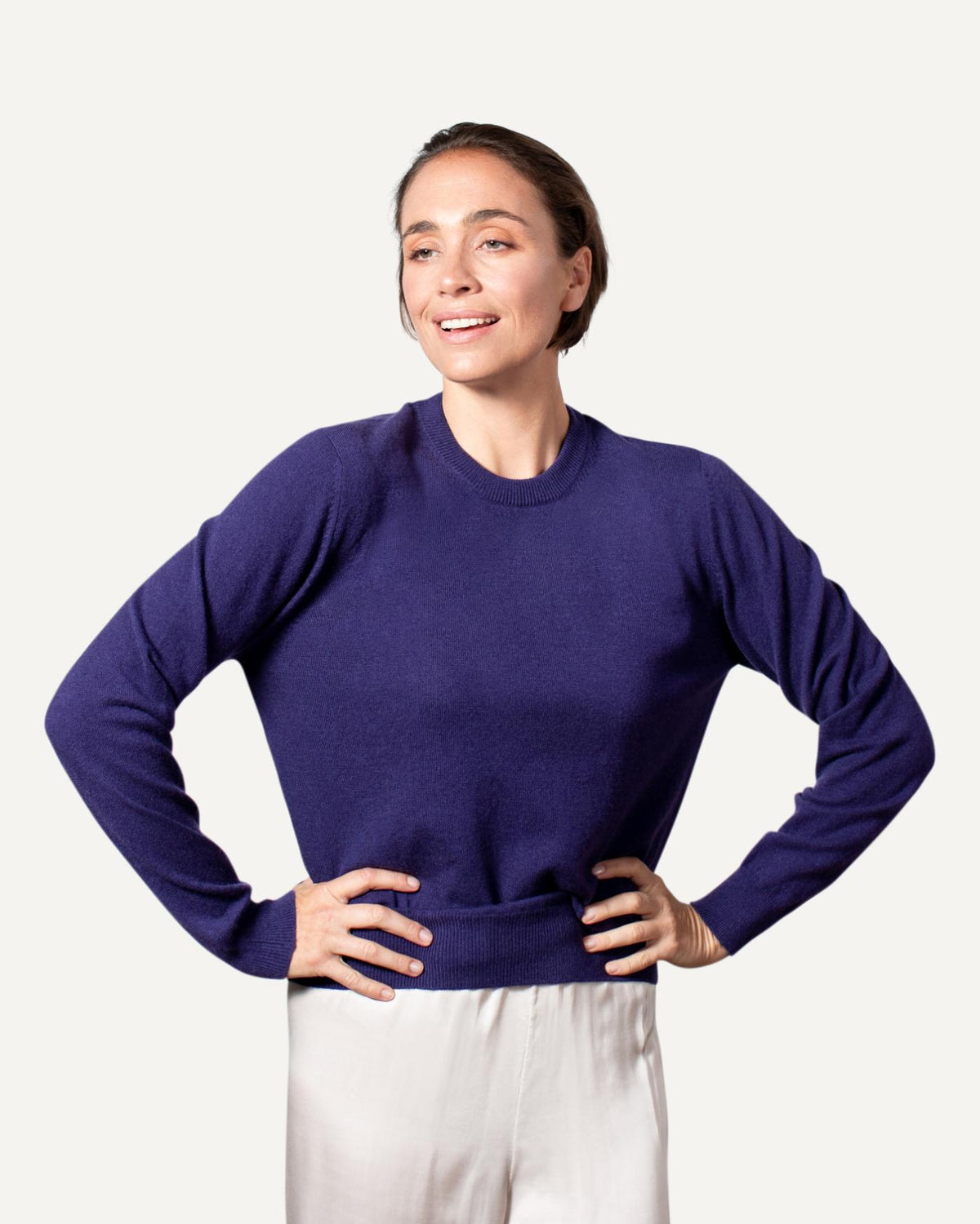 Kaschmir Pullover für Damen in Ultramarin von MOGLI & MARTINI #farbe_ultramarin