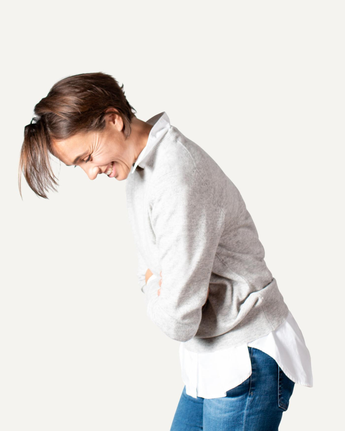 Kaschmir Rundhals Pullover für Damen in Wolfsgrau von MOGLI & MARTINI #farbe_wolfsgrau