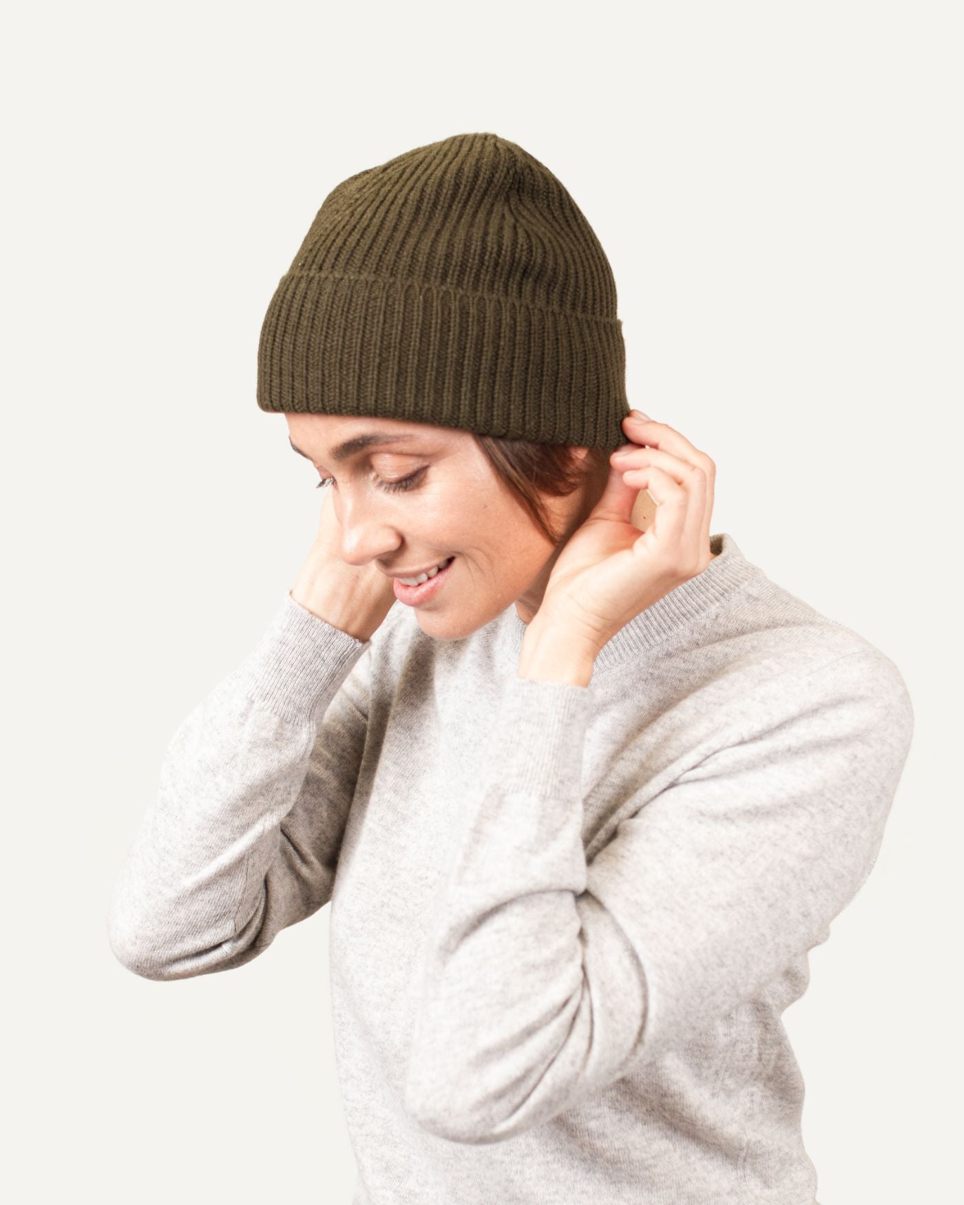 Cashmere knitted hat