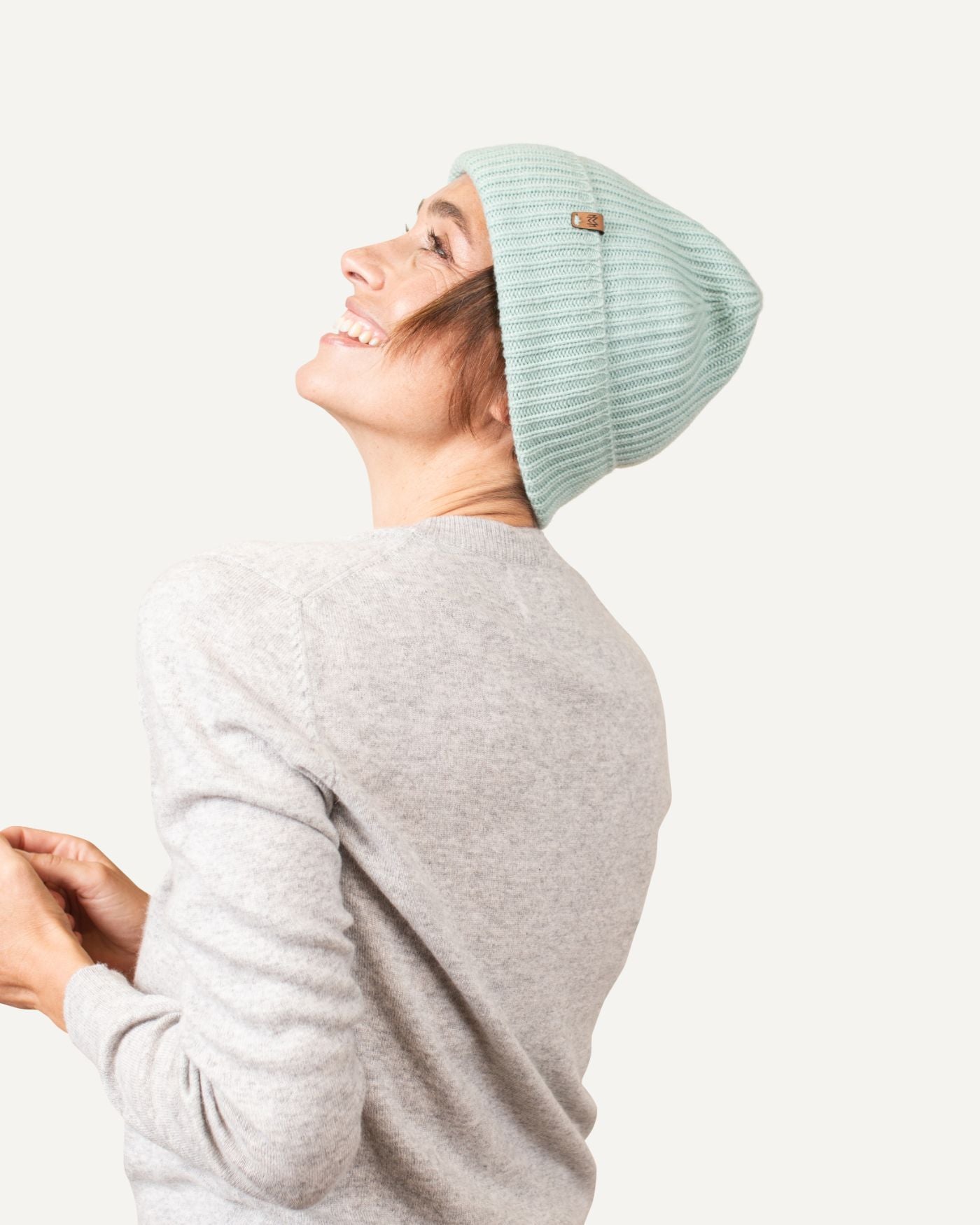 Cashmere knitted hat