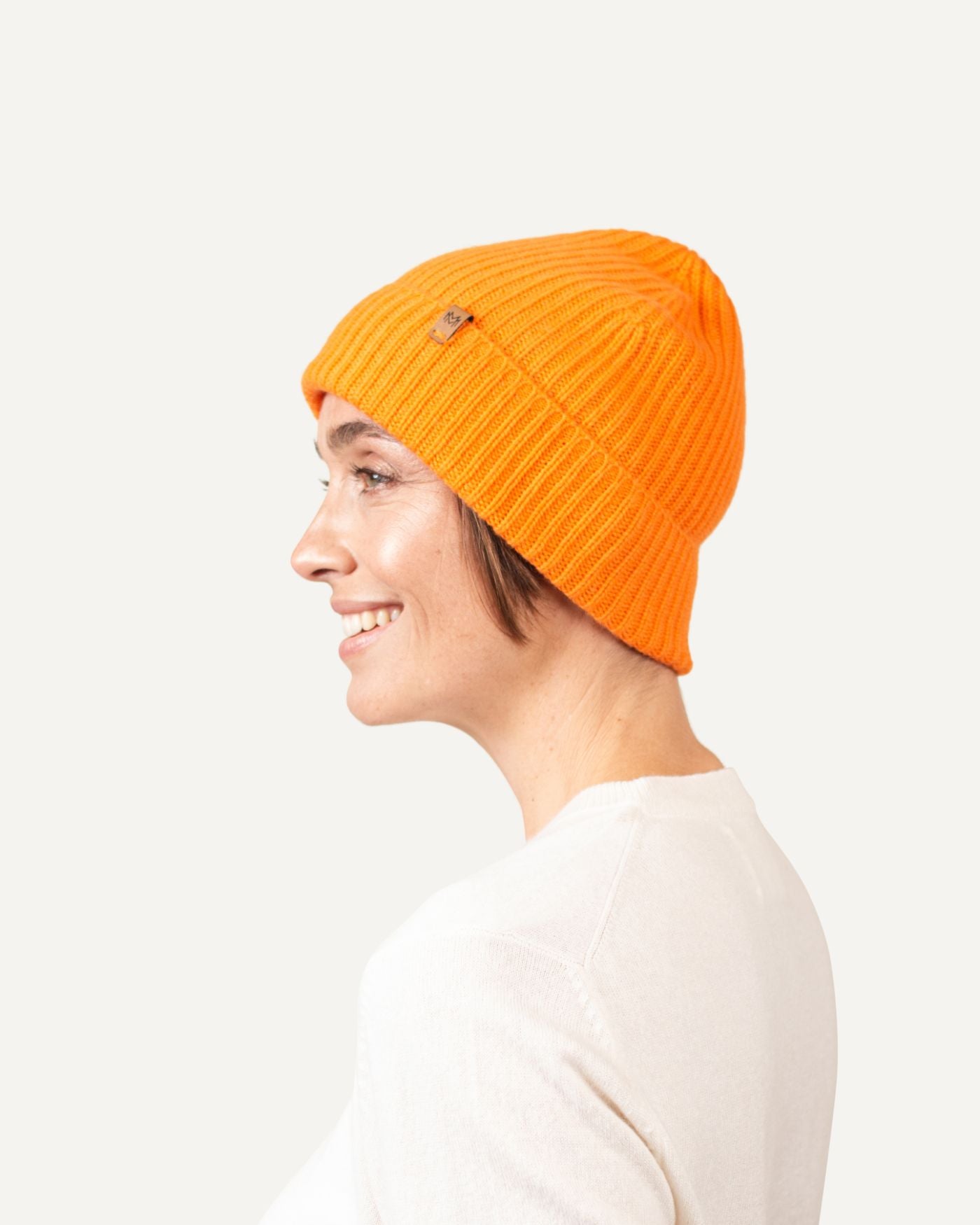 Cashmere knitted hat