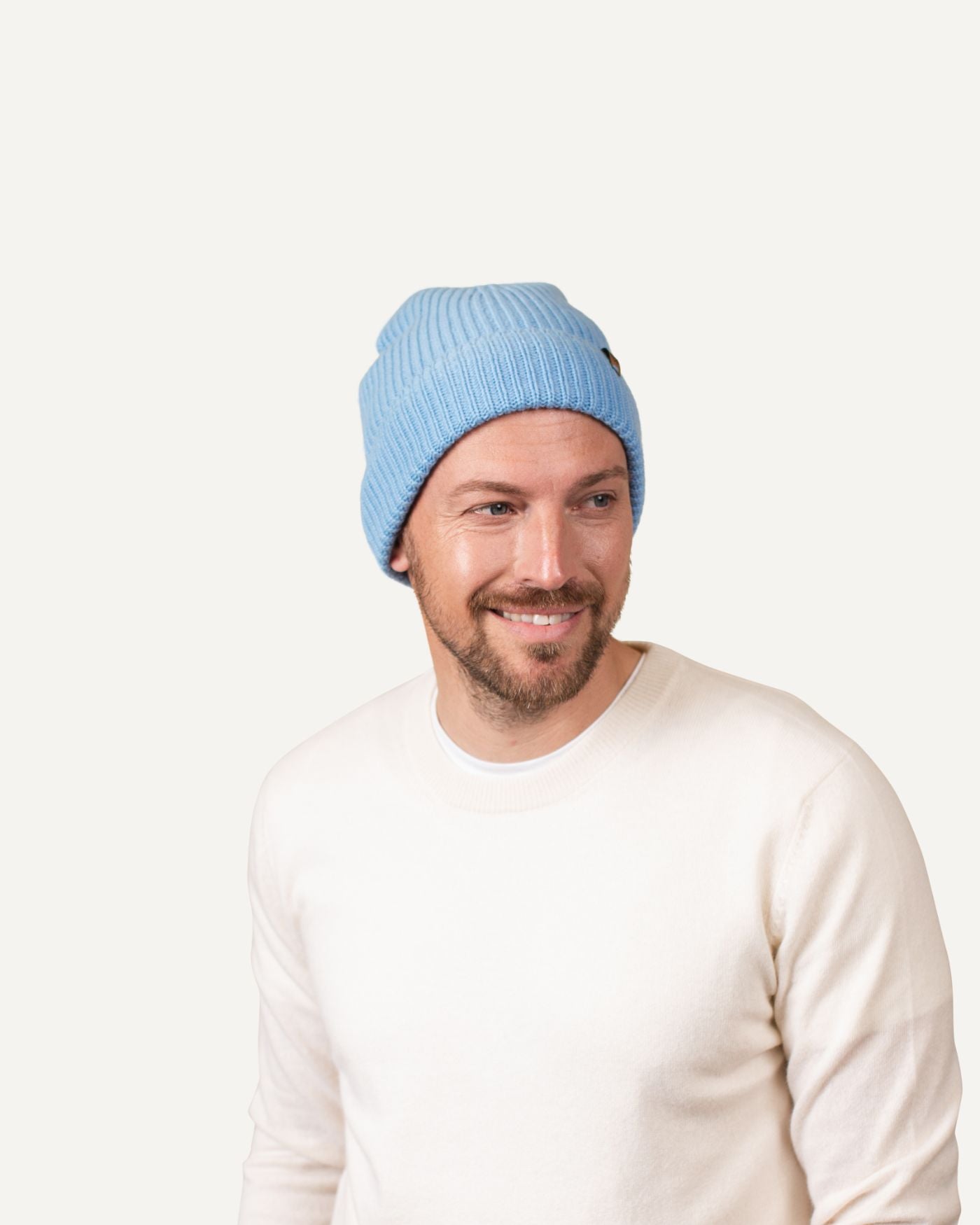 Cashmere knitted hat