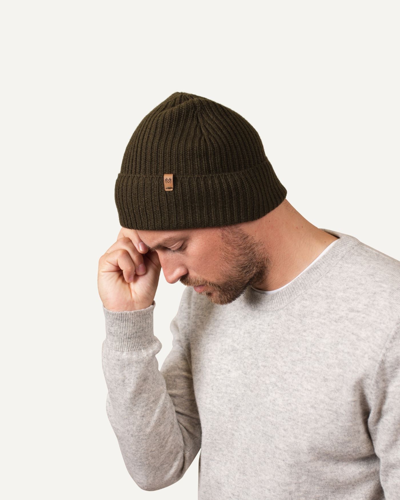Cashmere knitted hat