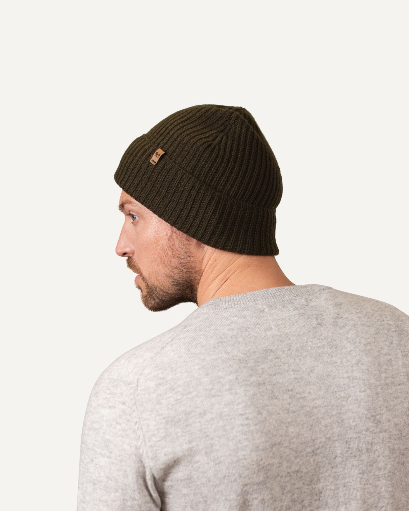 Cashmere knitted hat