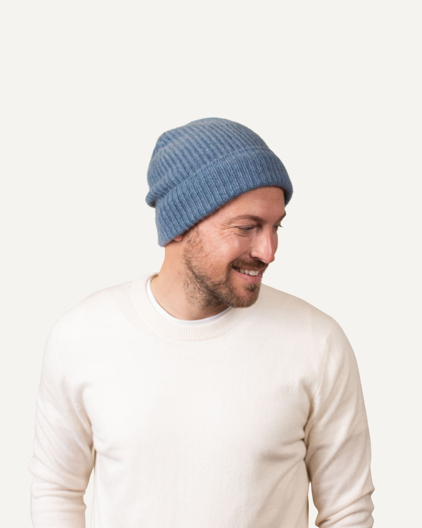 Cashmere knitted hat