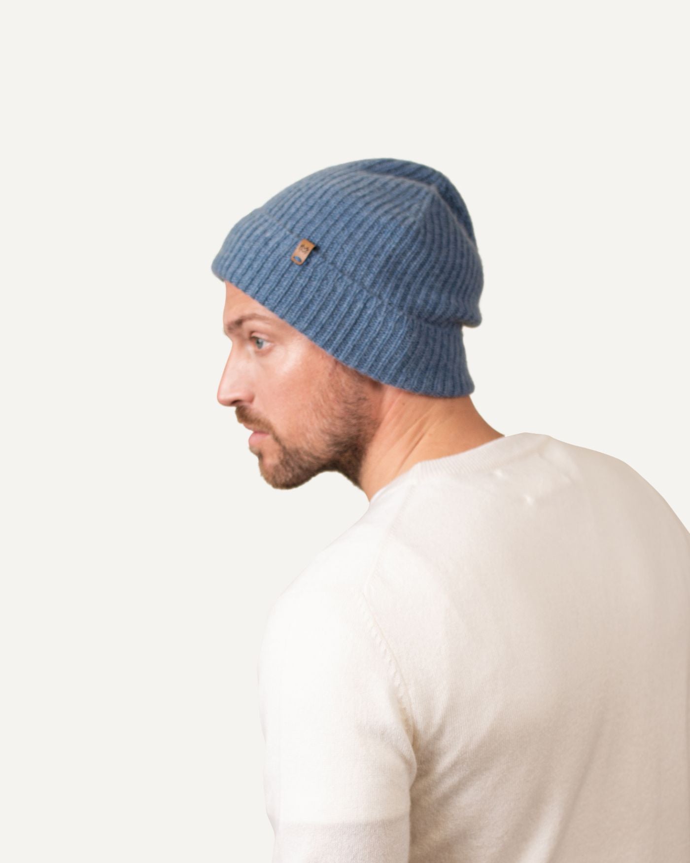 Cashmere knitted hat