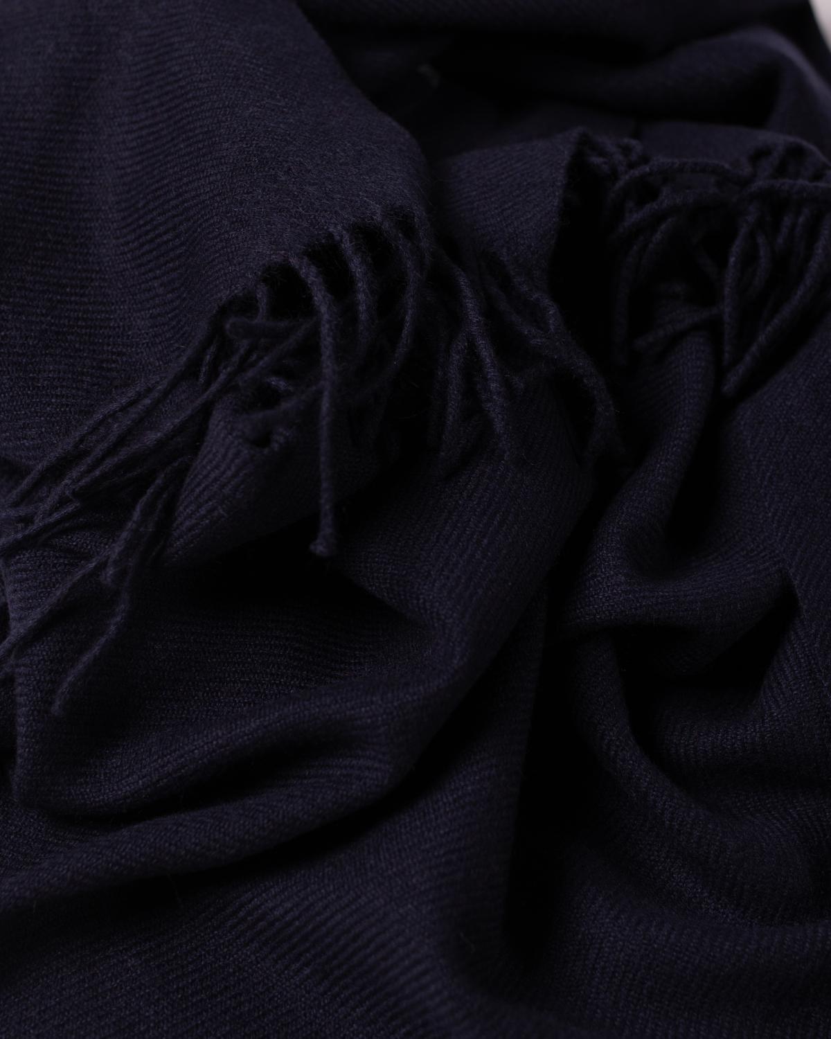 Oversize Kaschmir Schal für Damen in Tiefblau von MOGLI & MARTINI #farbe_tiefblau