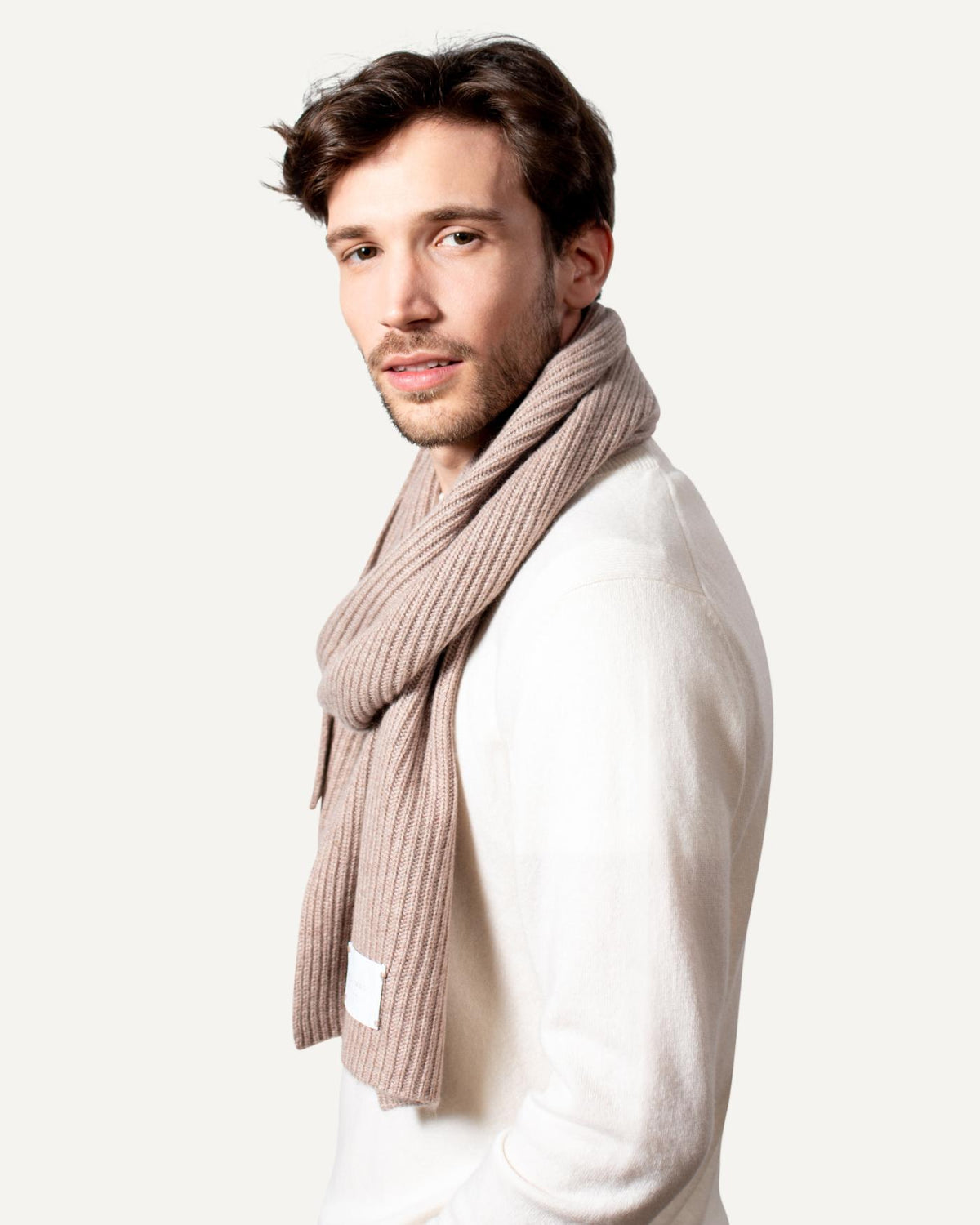 Knitted cashmere scarf men in marble #colour_marble