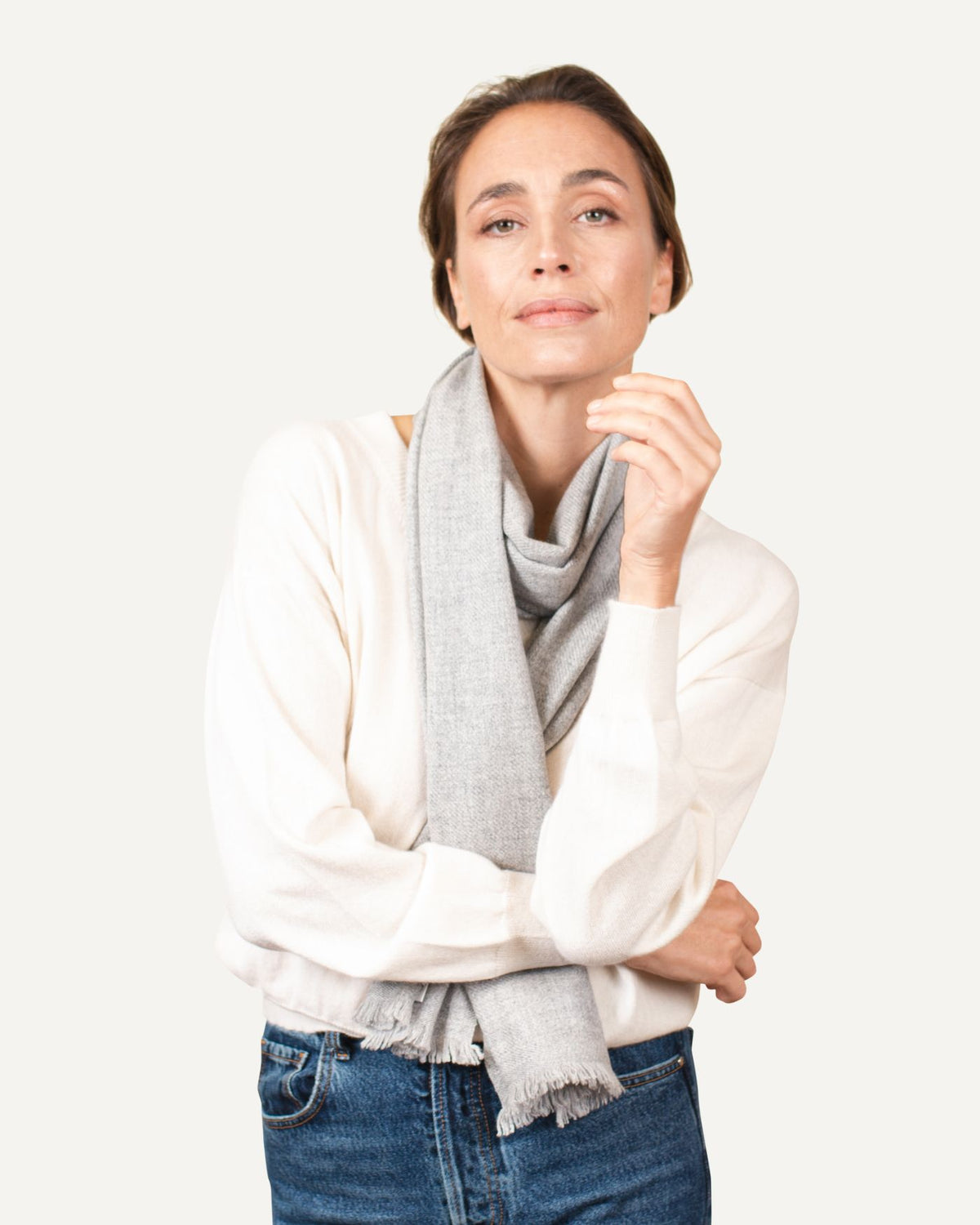 Gewobener Kaschmir Schal für Damen in Silbergrau von MOGLI & MARTINI #farbe_silbergrau