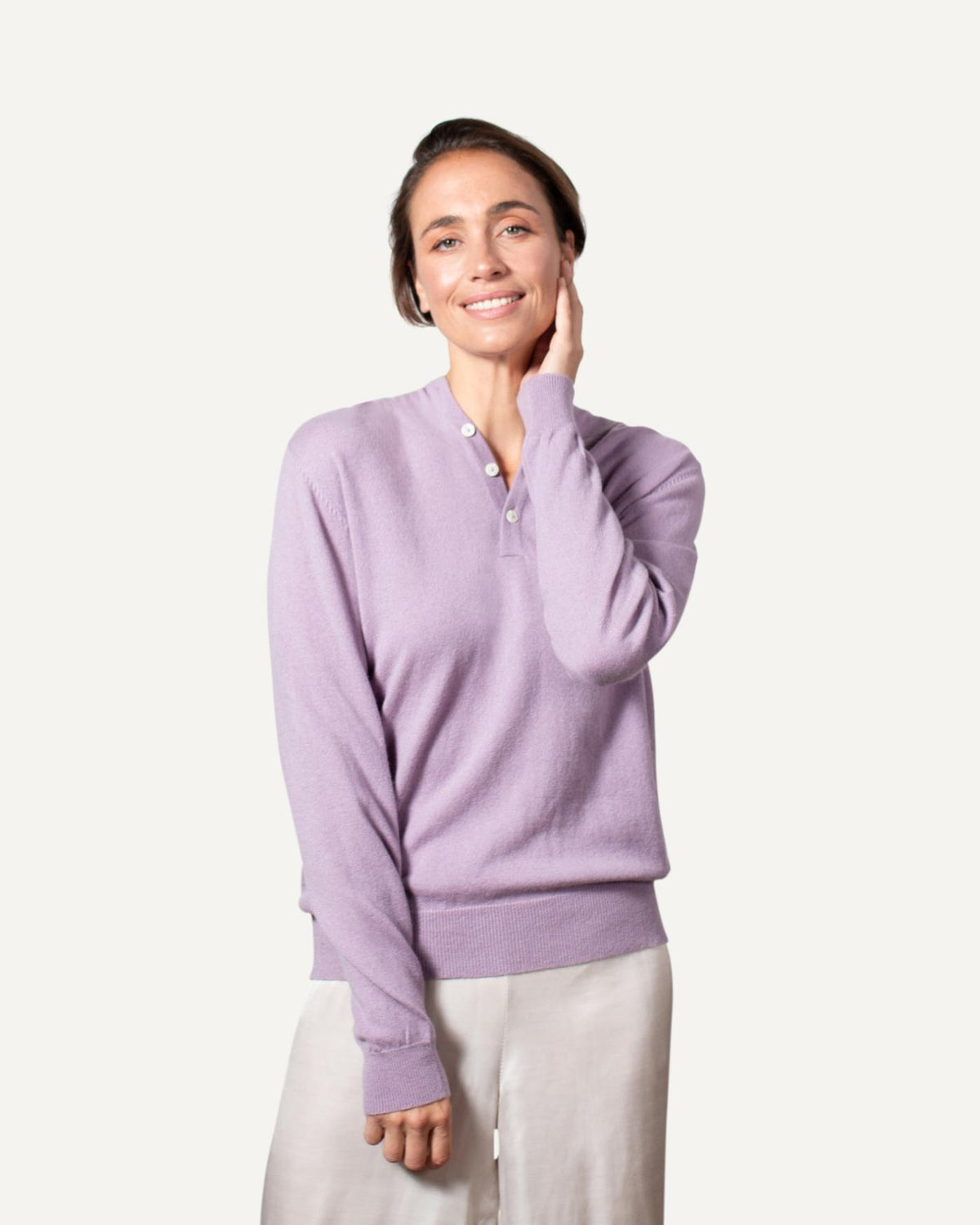 Ladies cashmere hoodie in lilac by MOGLI & MARTINI #colour_lilac