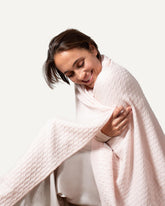 Cashmere blanket in pink by MOGLI & MARTINI #colour_pale pink