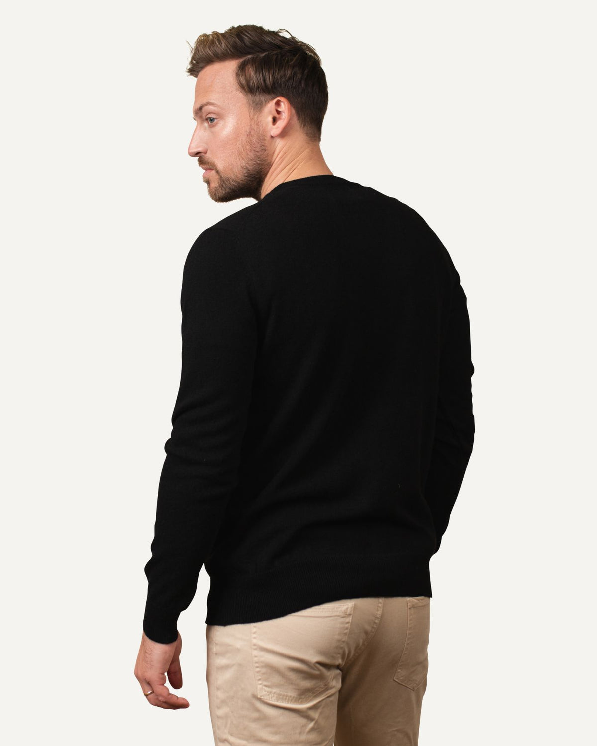 Kaschmir Rundhals Pullover für Herren in Schwarz von MOGLI & MARTINI #farbe_schwarz