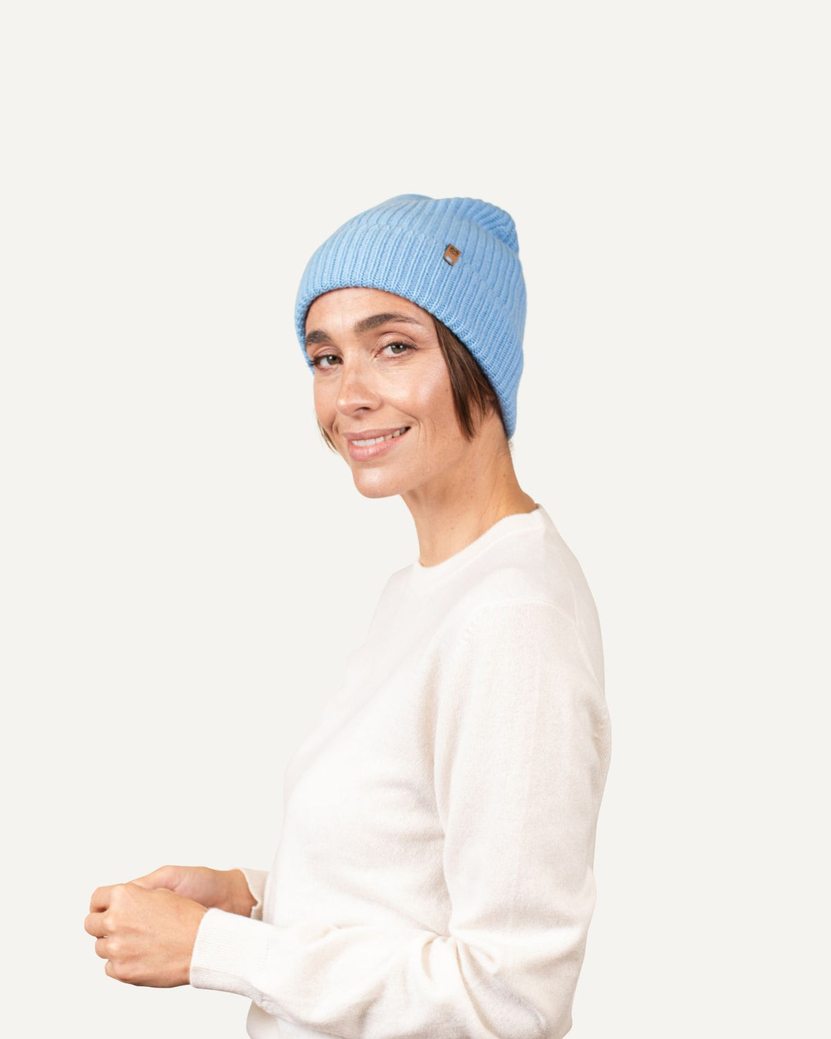Kaschmir Strickmütze für Damen in Azur von MOGLI & MARTINI #farbe_azur
