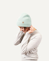 Cashmere knitted hat for women in green by MOGLI & MARTINI #color_jade