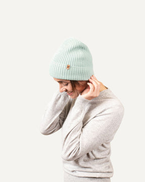 Cashmere knitted hat 