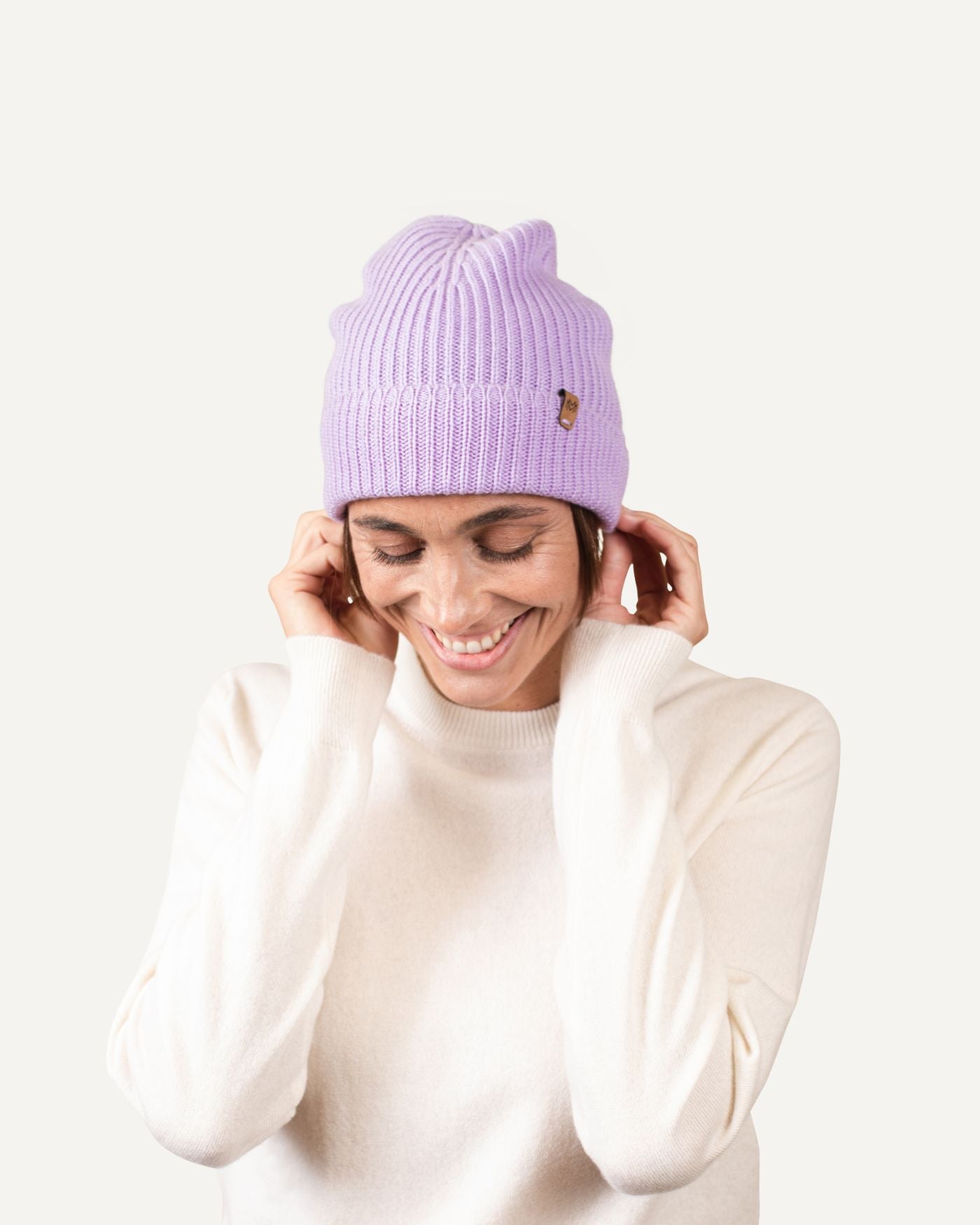 Cashmere knitted hat 