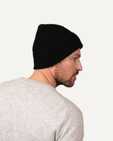 Mens cashmere knitted hat in black by MOGLI & MARTINI #colour_black
