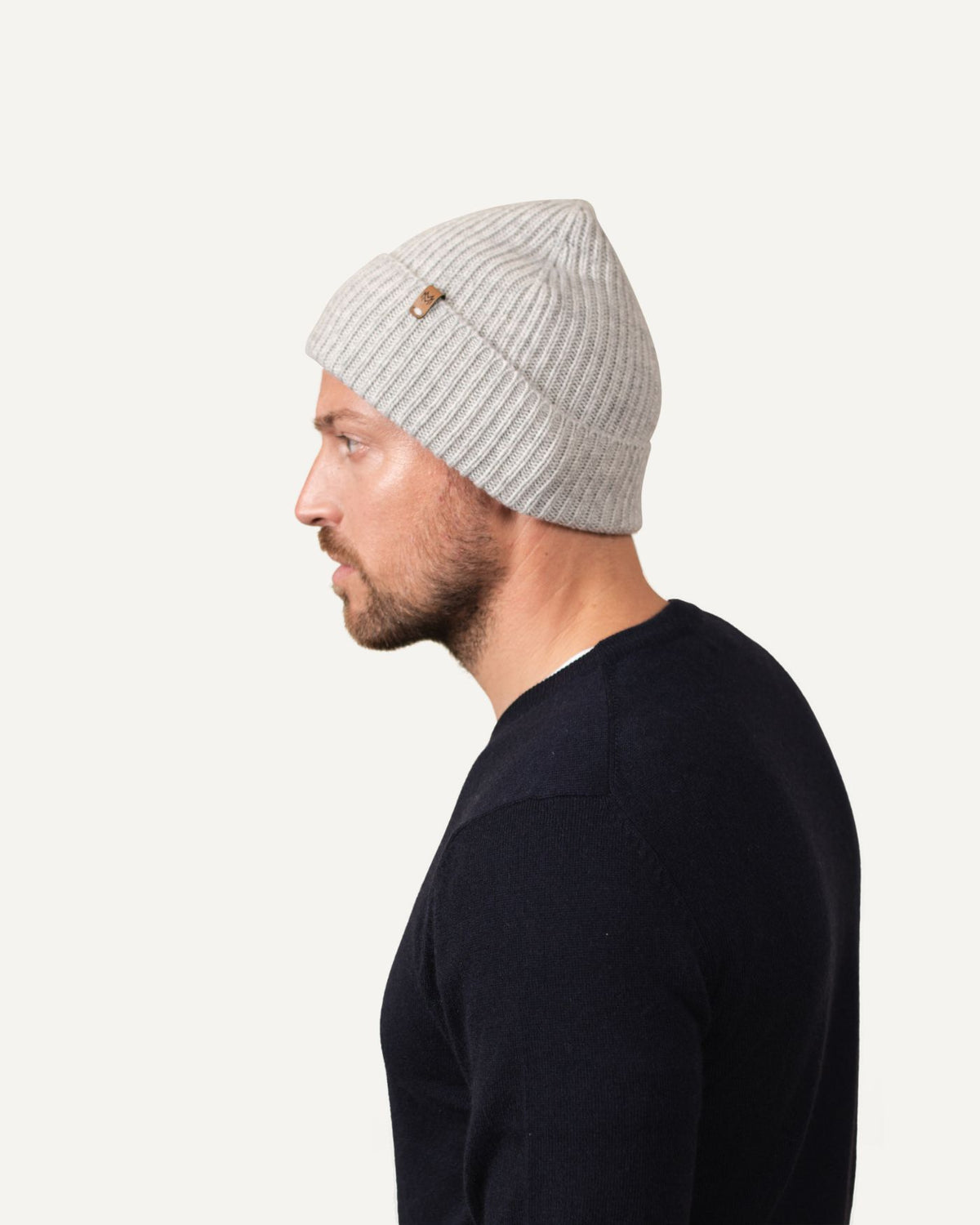 Mens cashmere knitted hat in light grey by MOGLI & MARTINI #colour_wolf_grey