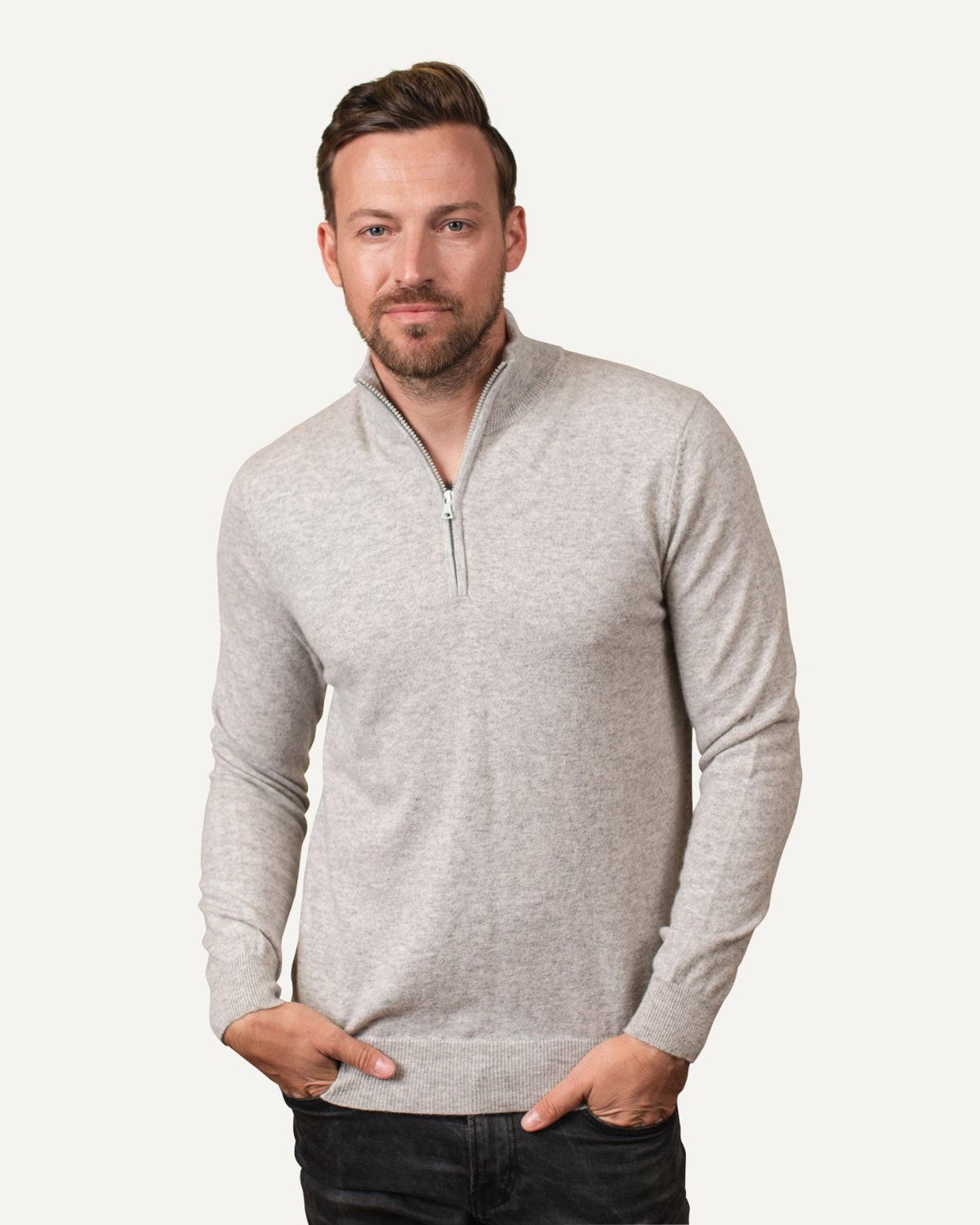 Mens cashmere toyer in light grey by MOGLI & MARTINI #colour_wolf_grey