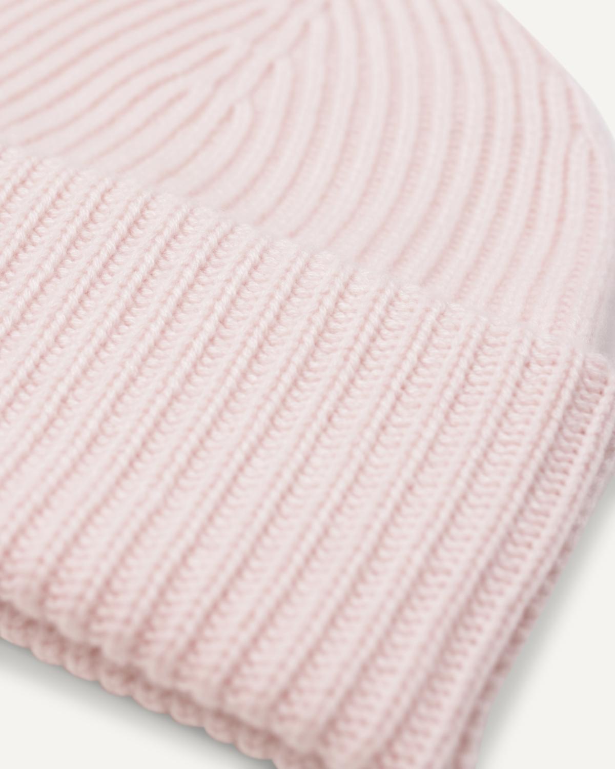 Oversize cashmere cap