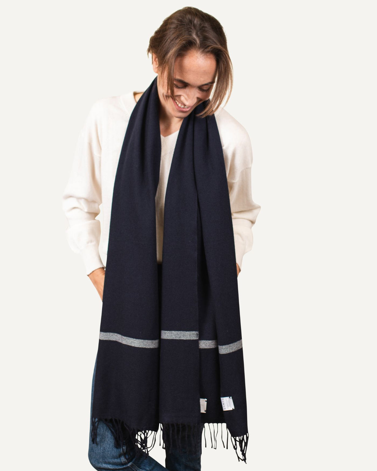 Oversize cashmere scarf in deep blue for women by MOGLI & MARTINI #colour_deep_blue