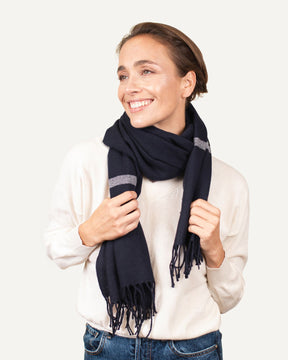 Oversize cashmere scarf