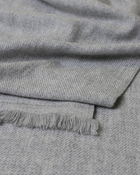 Woven cashmere scarf